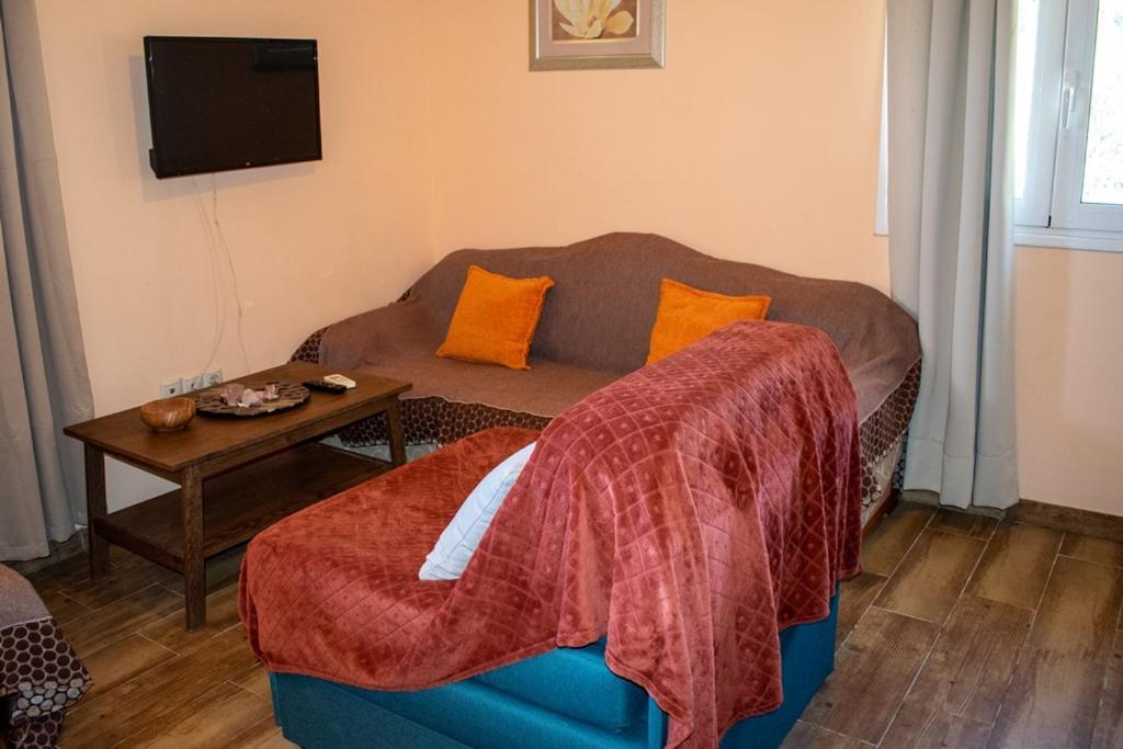 Takis & Eirini Family Apartments 페라마 외부 사진